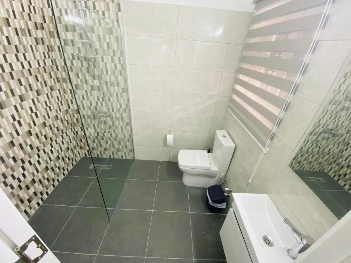 Secret Garden Guest House 02 Famagusta  Bagian luar foto