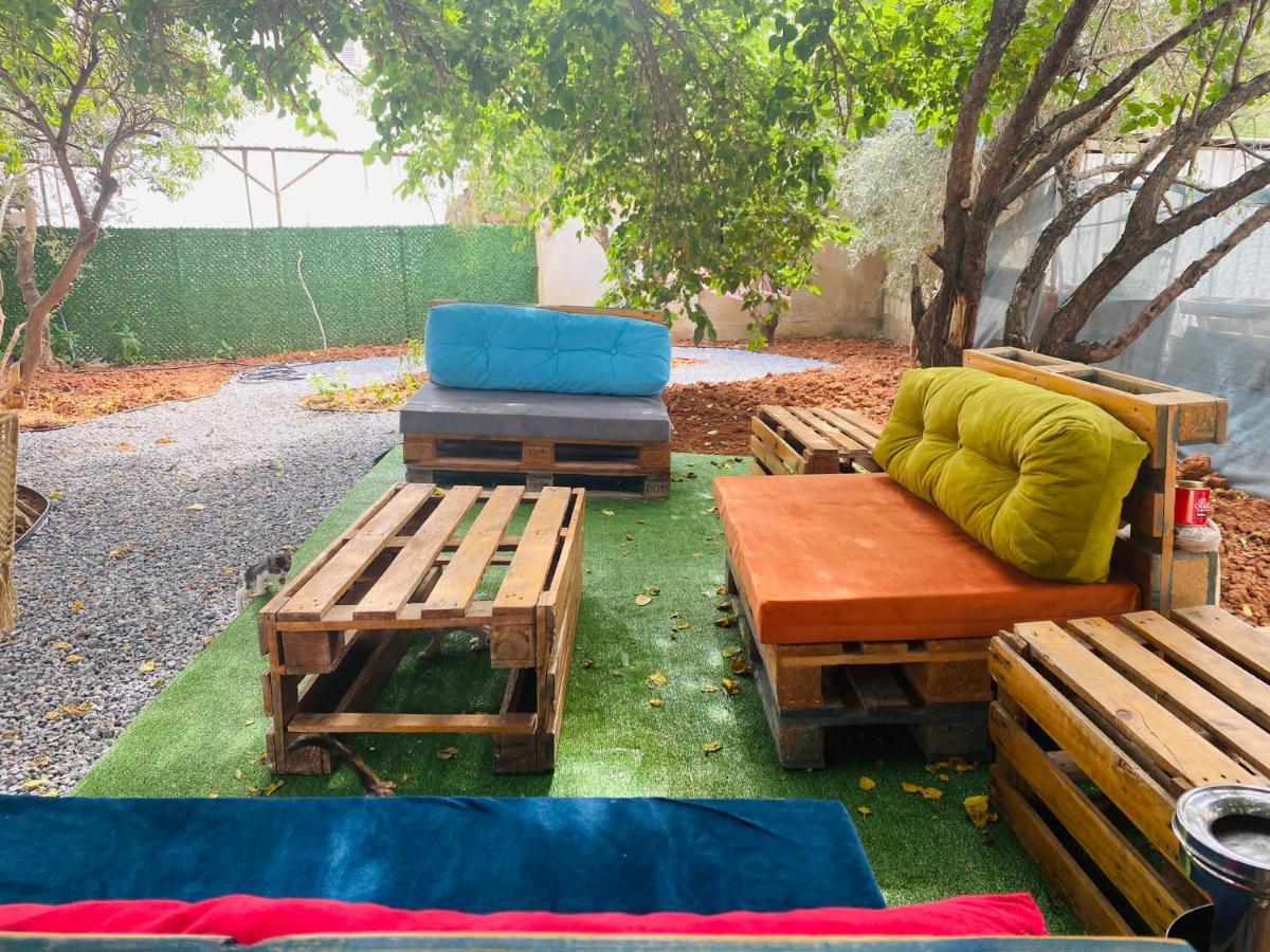 Secret Garden Guest House 02 Famagusta  Bagian luar foto