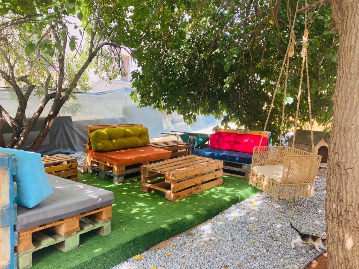 Secret Garden Guest House 02 Famagusta  Bagian luar foto